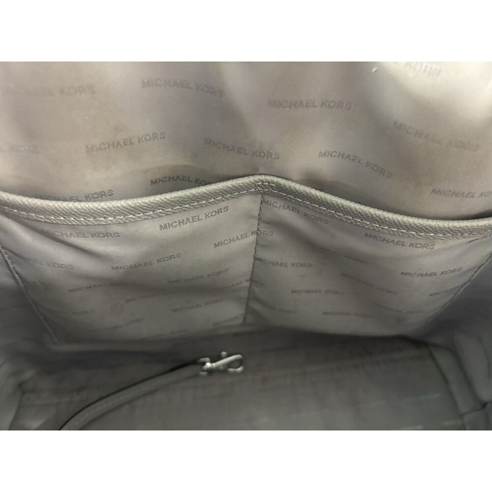 Michael Kors Purse Maddie Tote Shoulder Bag Gray Leather Silver Logo Charm - Picture 11 of 12